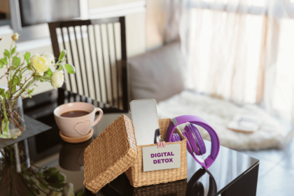 Digitalni detoks: Sve prednosti odmora od ekrana!