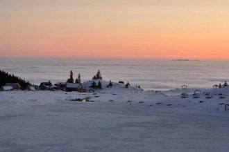 Prokoško jezero potpuno zaleđeno!