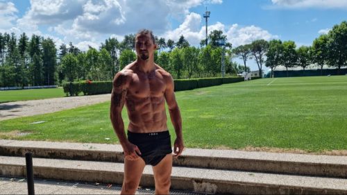 Ibrahimović golišavom fotkom Instagram