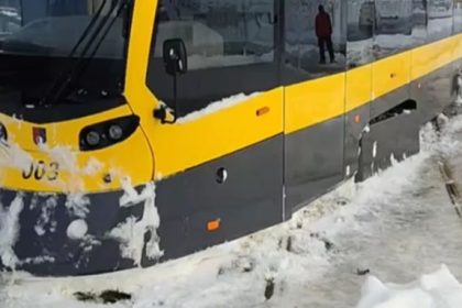 Tramvajem jutros samo do Željezničke stanice, dalje autobusom!