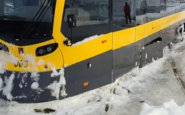 Tramvajem jutros samo do Željezničke stanice, dalje autobusom!