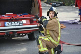 Požar na Grbavici: Gorio objekat pored Željinog stadiona!