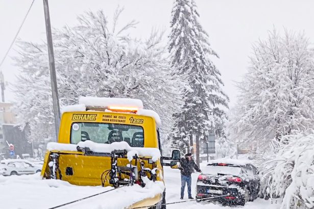 BIHAMK: Zbog snijega i vjetra izuzetno otežan saobraćaj na više dionica u BiH!