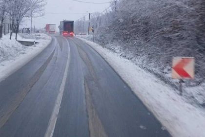 BIHAMK: Ledena kiša i magla na više dionica, vozačima se savjetuje oprez!