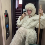 JELENA KARLEUŠA SPREMNA DA „LOPATA“ SNIJEG!