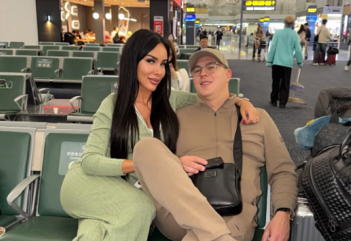 ALEKSANDRA DUPLO MLAĐA, A PECA NE ŠTEDI NI DINARA NA NJU!