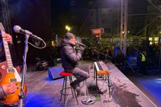 ACA LUKAS, MIRA ŠKORIĆ I BOKI 13 NAPRAVILI SPEKTAKL ZA PAMĆENJE U RUMI!