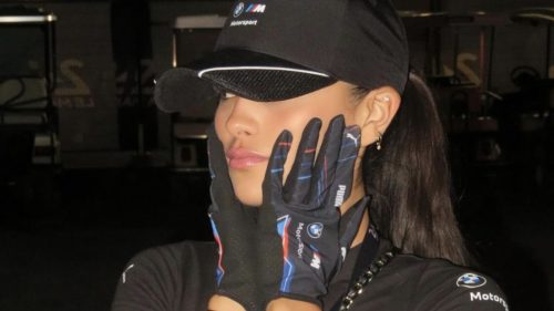 Ovo je žena Društvene mreže