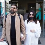 MINA NAUMOVIĆ SA BEBOM LOLOM IZAŠLA IZ PORODILIŠTA!