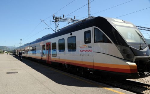 Voz otišao za Bijelo Polje, a vagon s putnicima ostao u Podgorici