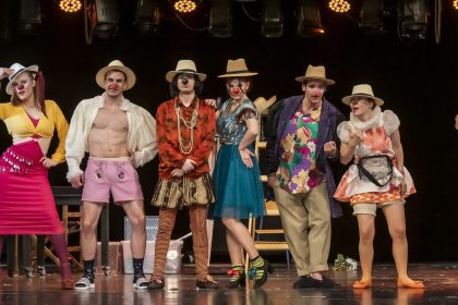 Dekonstrukcija Šekspirovog "Romea i Julije"