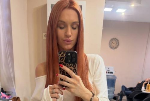 ANJA MIT UŽIVA U LJUBAVI PORED KOŠARKAŠA! 