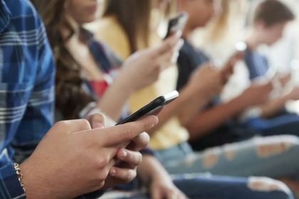 Predugo ste uz ekran? Evo kako možete sebi pomoći!