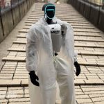 Robot Roby prošetao Starim mostom: Pitali ga hoće li skočiti!