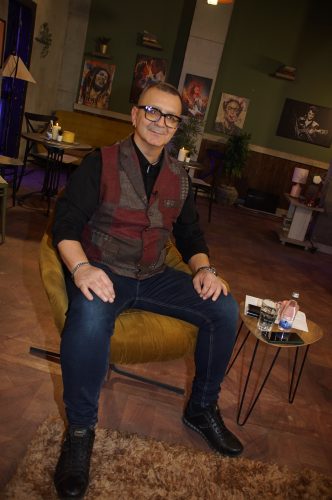 Sandro iz Opa show: „Napijem se, pa se probudim u njegovom krevetu!“