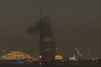 Iranski dronovi pogodili aerodrom i luksuzni hotel Burj Al Arab u Dubaiju!