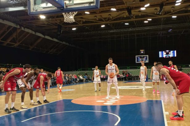 Studenti nezaustavljivi!