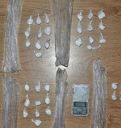 Diler radio kao domar u osnovnoj školi u Bratuncu!