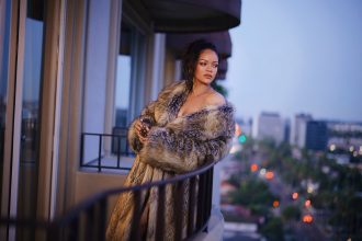 POLICIJA I OBEZBJEĐENJE NA SVAKOM KORAKU!