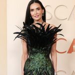 Demi Mur u neobično atraktivnoj haljini