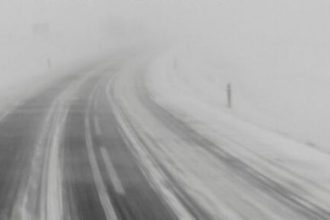 BIHAMK: Zimski uslovi za vožnju, saobraćaj otežan i usporen!