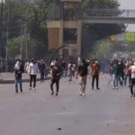 STOTINE DEMOSTRANATA PROVALILO U AMERIČKI KONZULAT