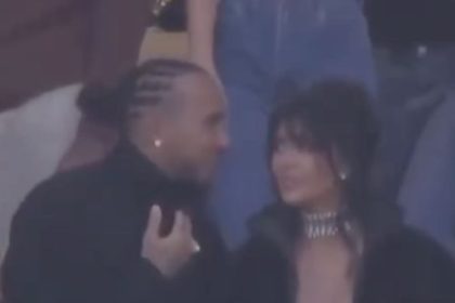 KIM KARDAŠIJAN SNIMLJENA SA NOVIM DEČKOM U TOKIJU!