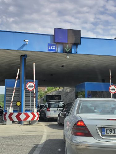 Saobraćajni kolaps na graničnim prelazima u Hrvatsku! 