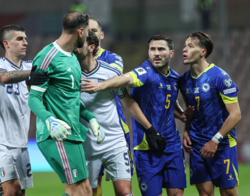 Donnarumma pokušao poderati Vasiljev papirić