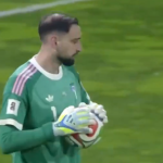 Dječaci koji su dohvaćali lopte došli do Donnarumminog papira