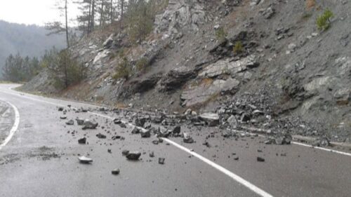 BIHAMK: Zbog nestabilnog vremena, savjetuje se opreznija vožnja!