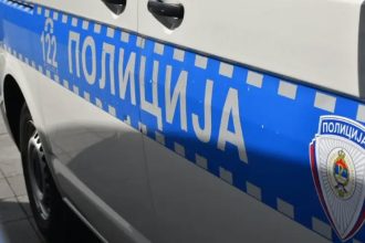 U Prijedoru uhapšen policajac zbog ilegalne trgovine oru*jem!