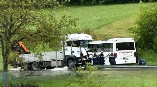 U sudaru autobusa u Mrkonjić Gradu povrijeđeni i dječak i djevojčica! 