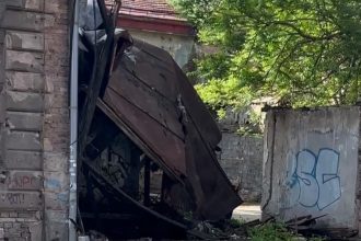Obrušio se zid u centru Sarajeva!