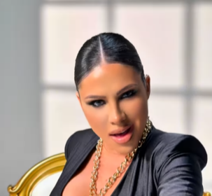 SANDRA AFRIKA PONOVO ŠOKIRA!