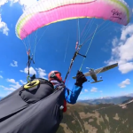 Drama u vazduhu: Avion se zabio u paraglajdericu!