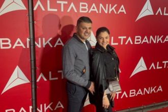 NADICA ADEMOV ZANIJEMILA ZBOG SLOBE VASIĆA!