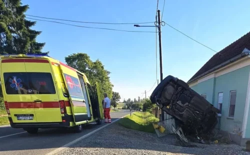 29-godišnjakinja se automobilom zabila u porodičnu kuću!