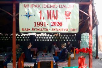 Kultna kafana "Šetalište" tradicionalno okuplja Sarajlije za Prvi maj!