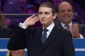 BARON TRAMP KRENUO OČEVIM STOPAMA!