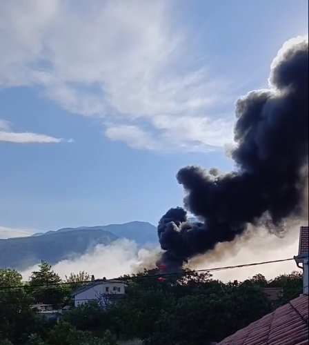 Požar na deponiji van kontrole!