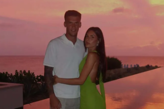 FILIP STANKOVIĆ UŽIVA NA MALDIVIMA SA IZABRANICOM!