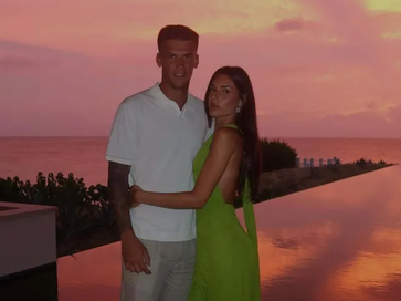 FILIP STANKOVIĆ UŽIVA NA MALDIVIMA SA IZABRANICOM!