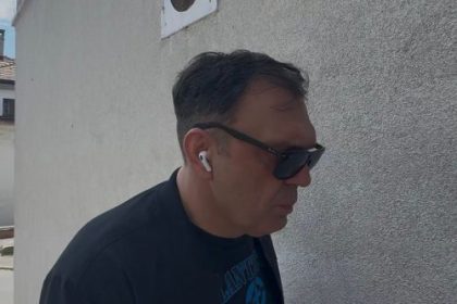 Hype TV uhvatio Kaspera ispred klinike „Laze Lazerević“!