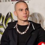 Vojaža razapeli na mrežama