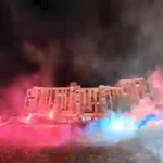Dobrinja obasjana plamenom bakljada
