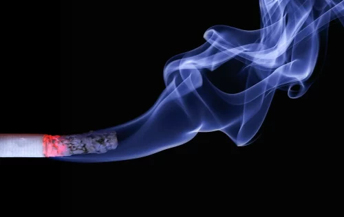 Miris duhanskog dima: Trikovi koji vraćaju svjež miris u vaš dom!