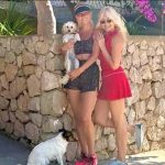 SLAVICA ROKVIĆ (62) ZAPALILA MREŽE U CRVENOM MINIĆU!