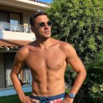 Vlada Vuksanović napustio stan