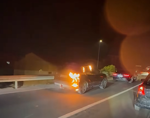 Nevjerovatni prizori kod Omiša: Bježao od požara u zapaljenom automobilu! 